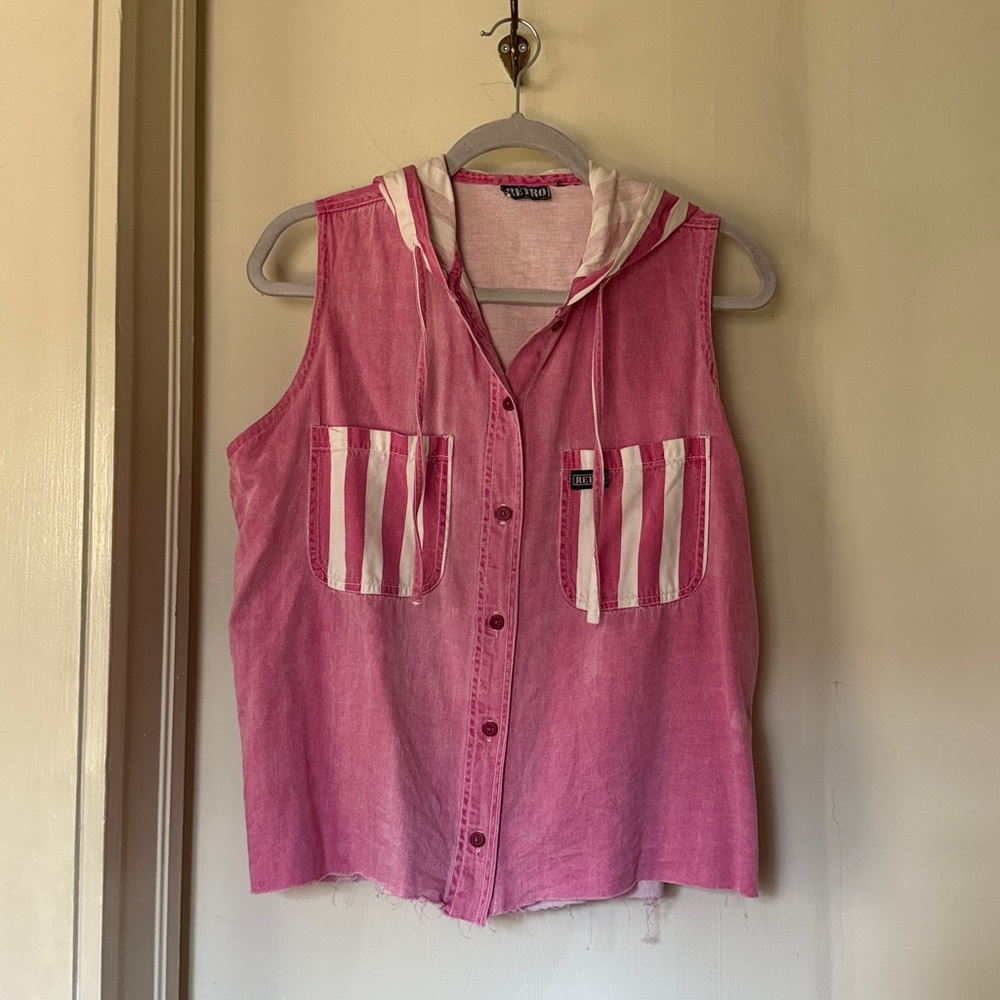 Pink Hooded Sleeveless Vest